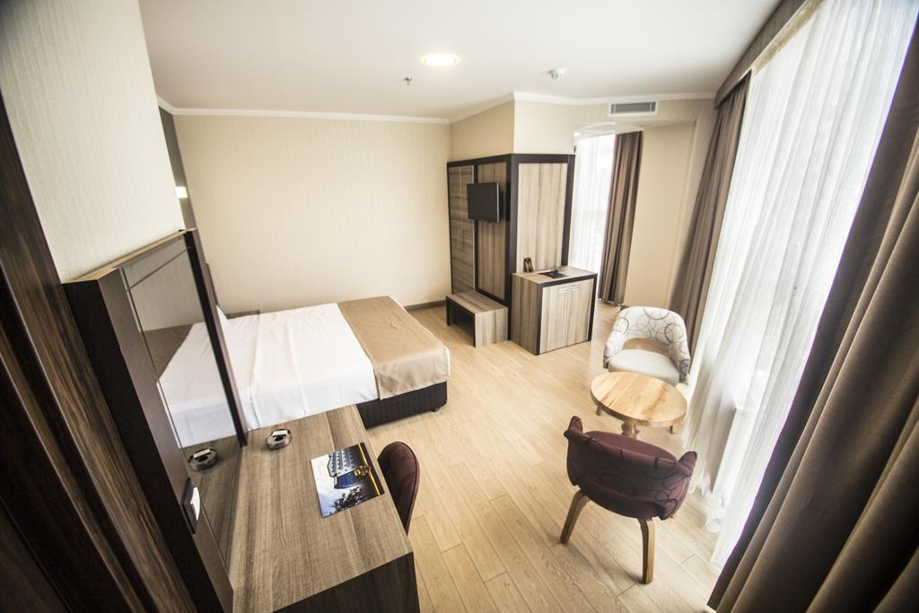 The Corner Hotel Sincan ภายนอก รูปภาพ