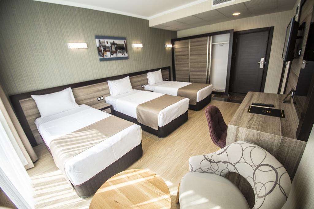The Corner Hotel Sincan ภายนอก รูปภาพ