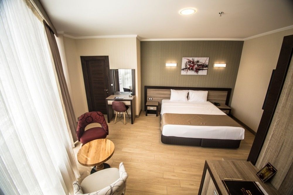 The Corner Hotel Sincan ภายนอก รูปภาพ